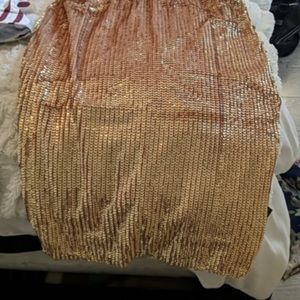 ⚡️5 for $35 SALE⚡️ Rose Gold Sequin Skirt
